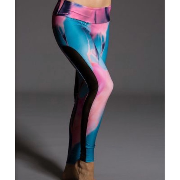 onzie yoga leggings